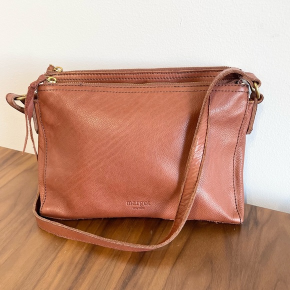 margot Bags Margot Crossbody Bag Leather Brandy Brown Adjustable 3